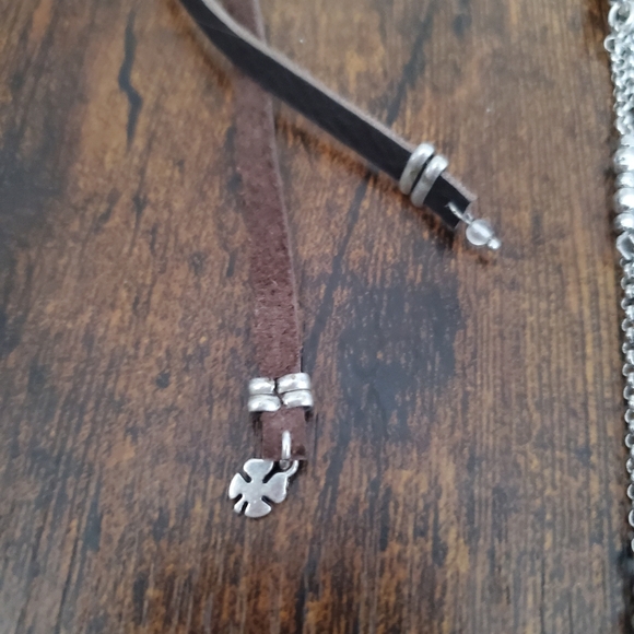 Lucky Brand Multilayer Necklace - Picture 4 of 5